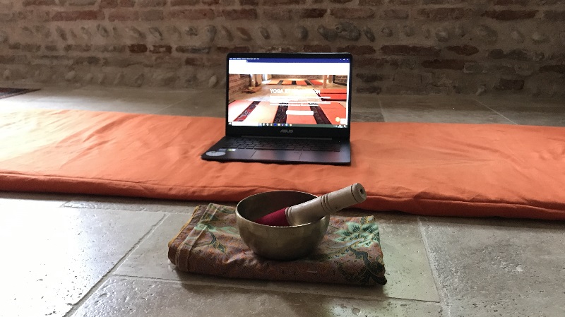 Yoga en confinement, avril-mai 2020